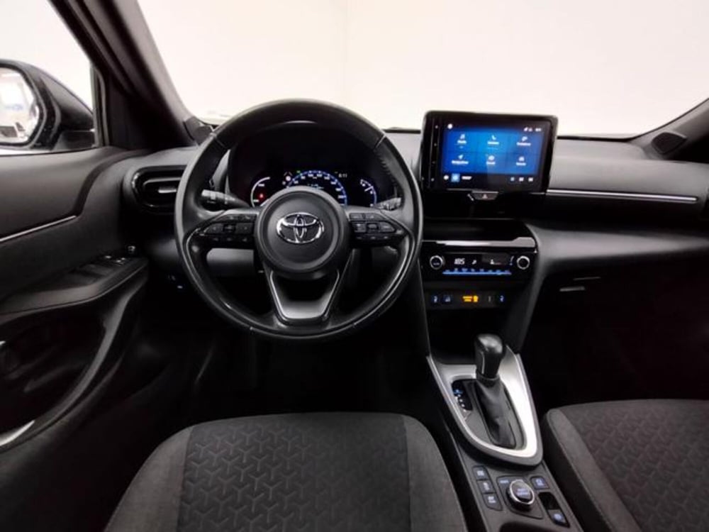 Toyota Yaris Cross usata a Como (10)