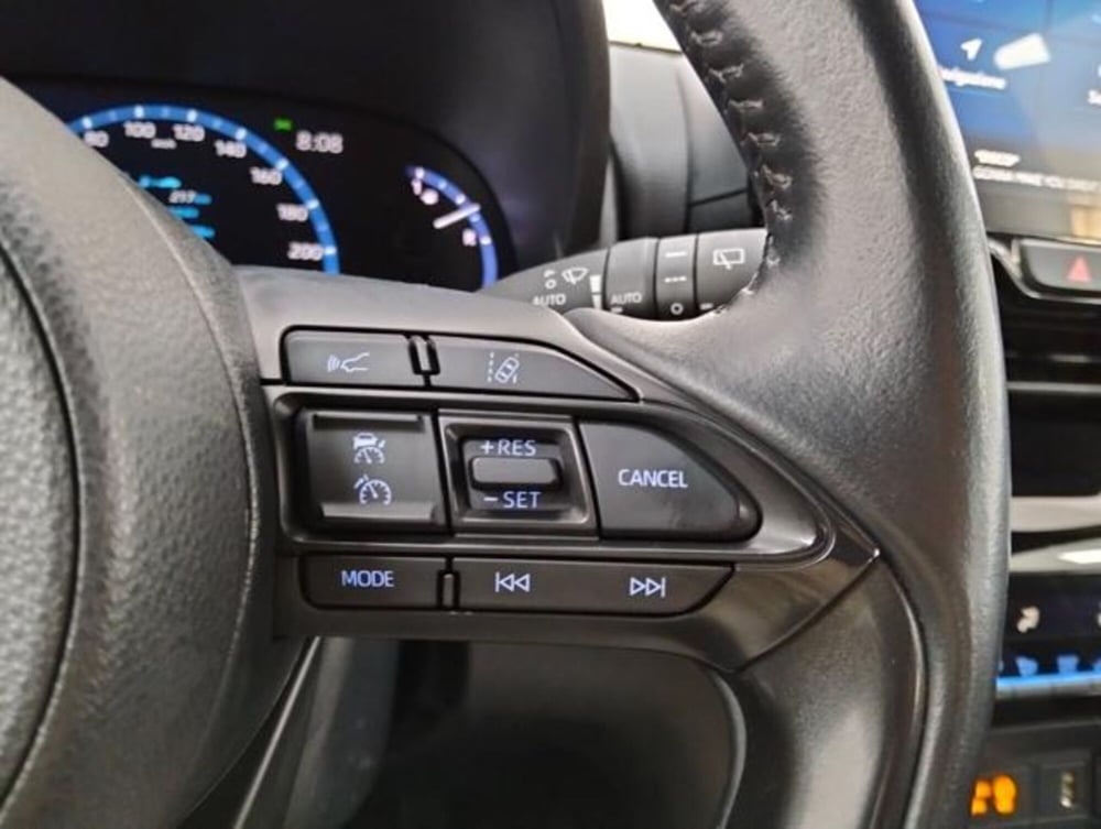 Toyota Yaris Cross usata a Como (11)