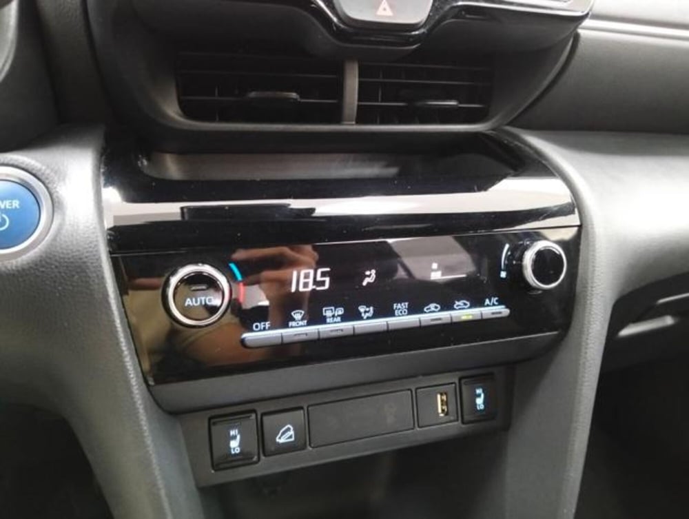 Toyota Yaris Cross usata a Como (19)