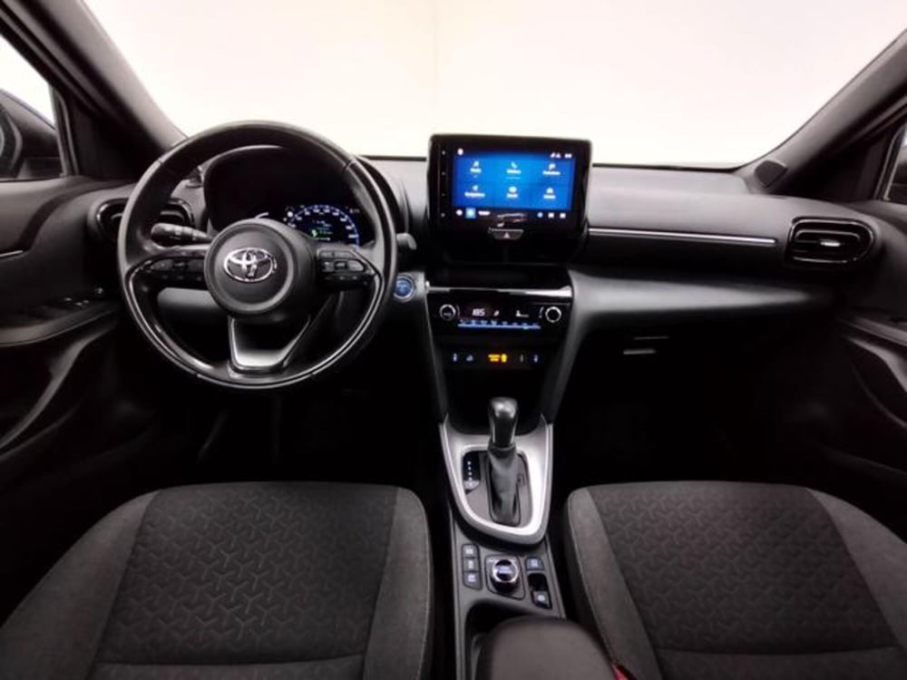 Toyota Yaris Cross usata a Como (4)