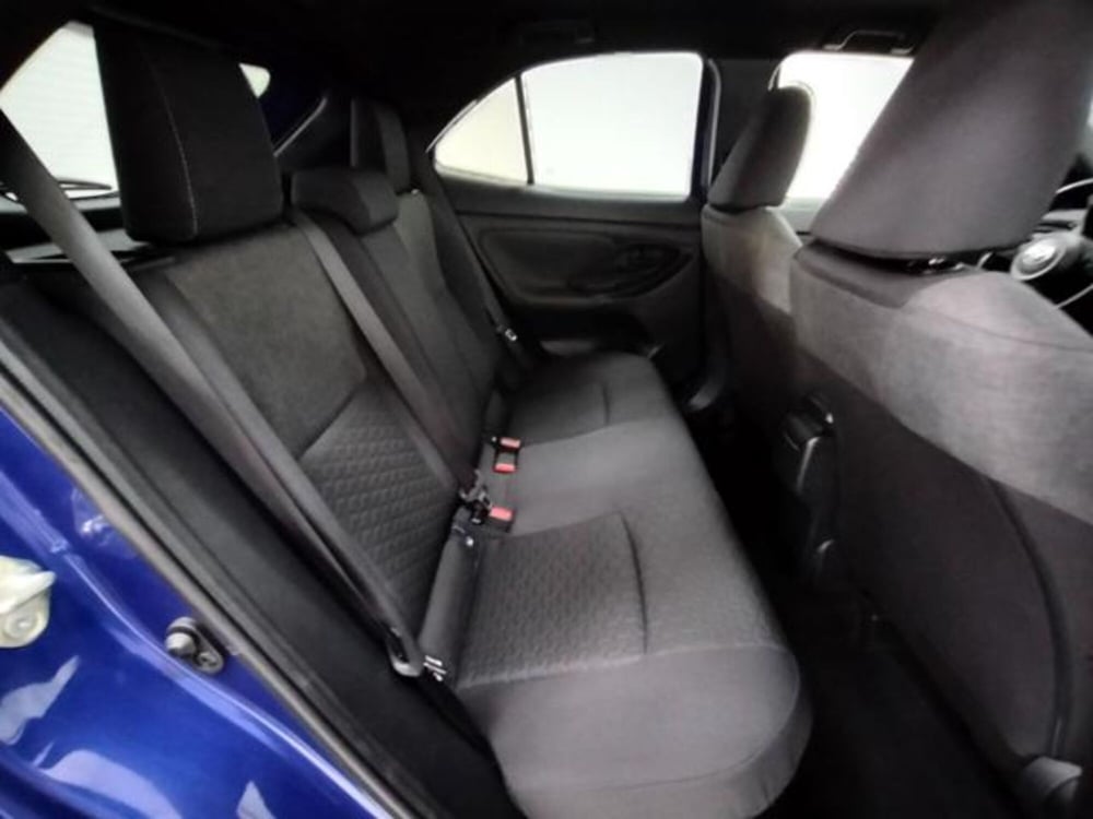 Toyota Yaris Cross usata a Como (5)
