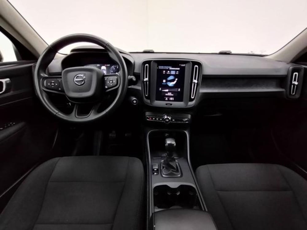 Volvo XC40 usata a Como (4)