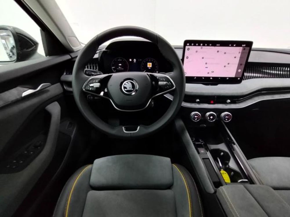 Skoda Superb Station Wagon nuova a Como (10)