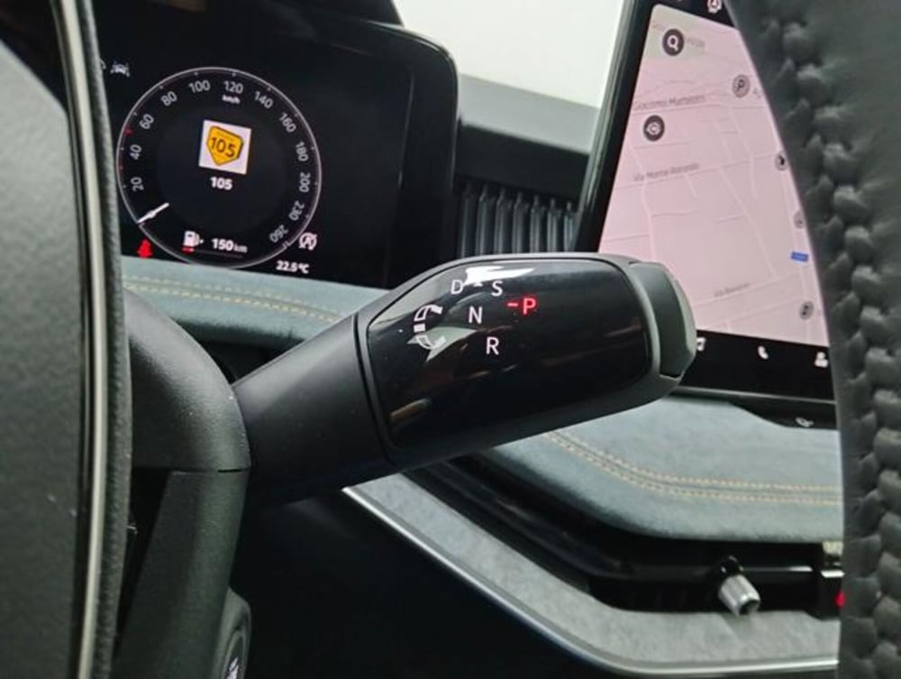 Skoda Superb Station Wagon nuova a Como (12)
