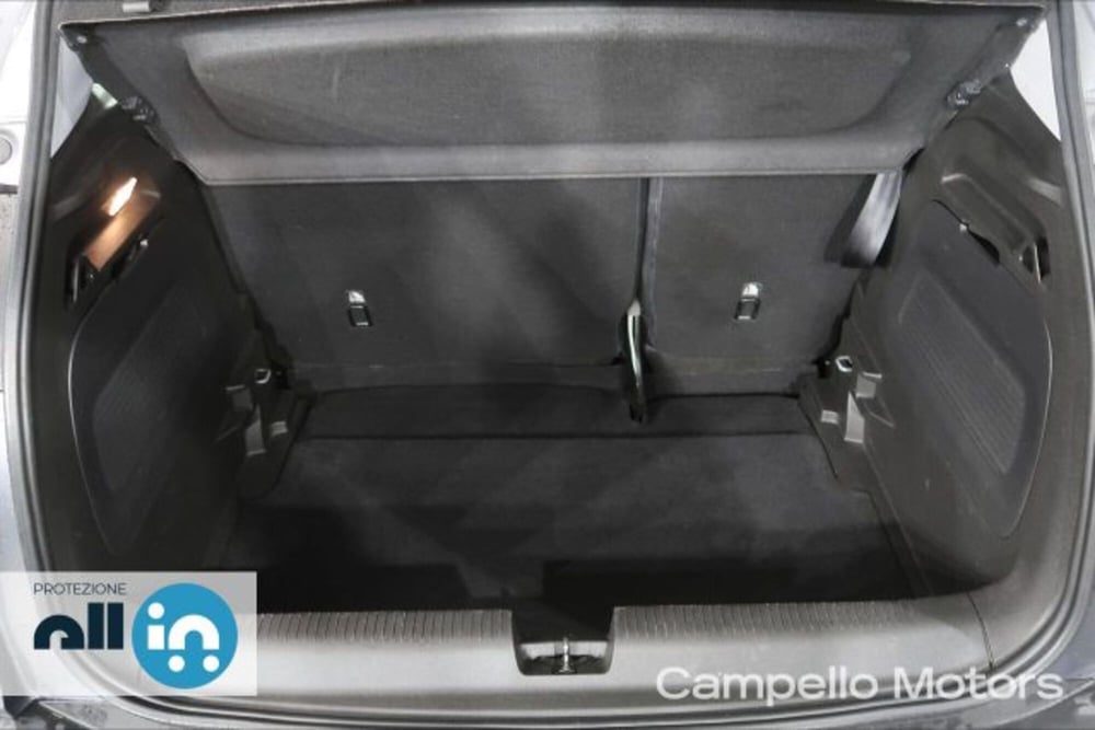 Opel Crossland X usata a Venezia (15)