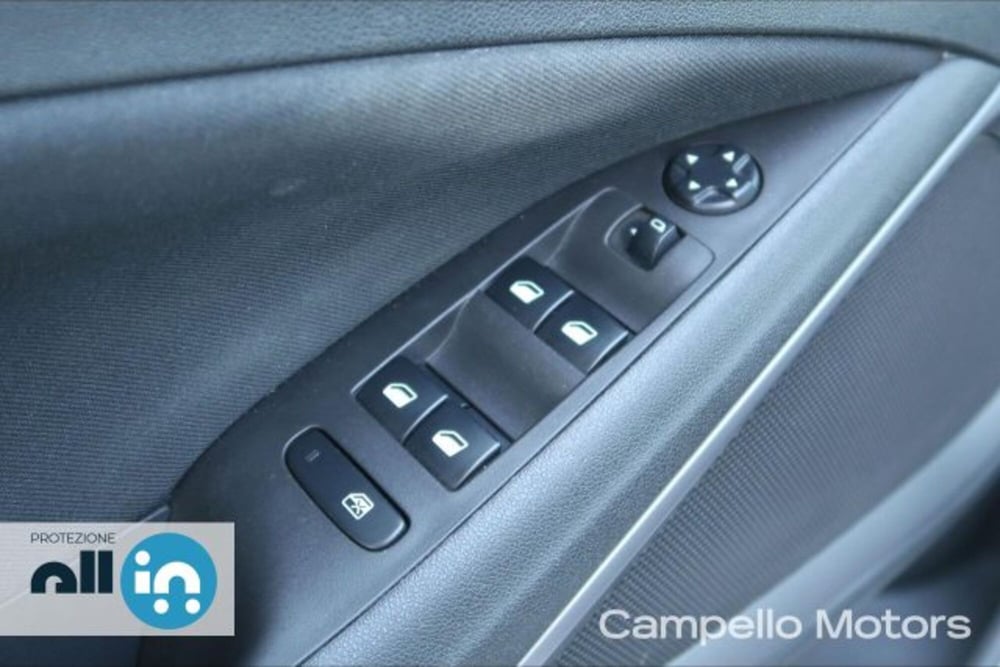 Opel Crossland X usata a Venezia (15)
