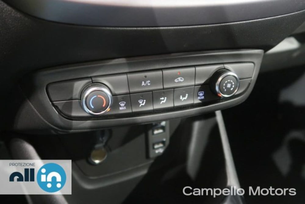 Opel Crossland nuova a Venezia (12)