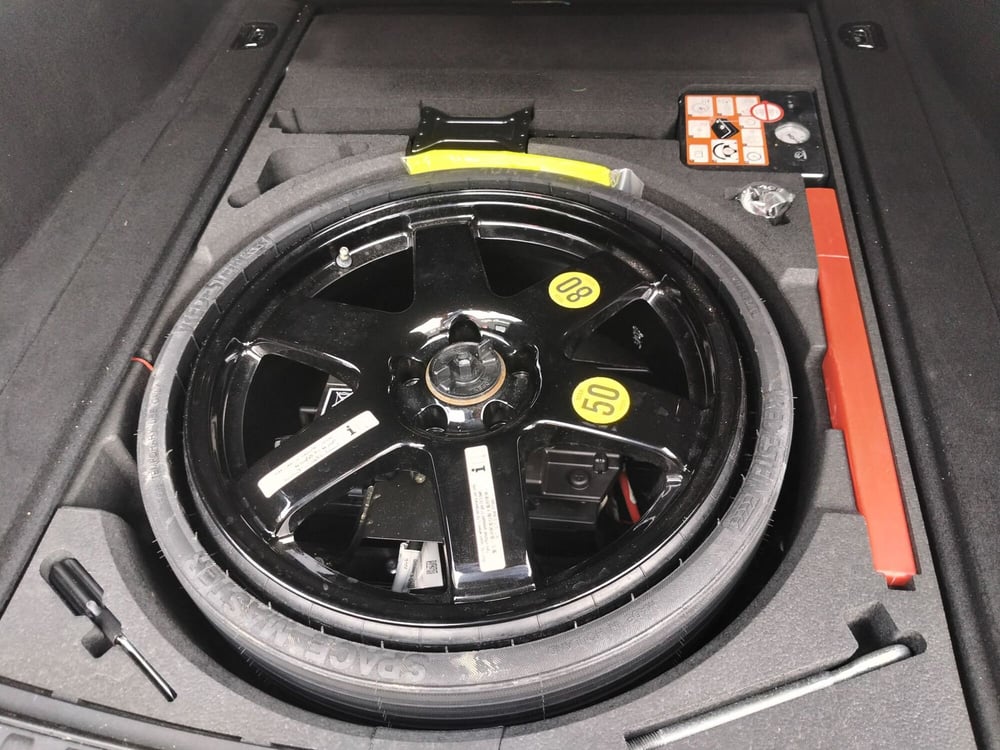 Alfa Romeo Stelvio usata a Matera (16)