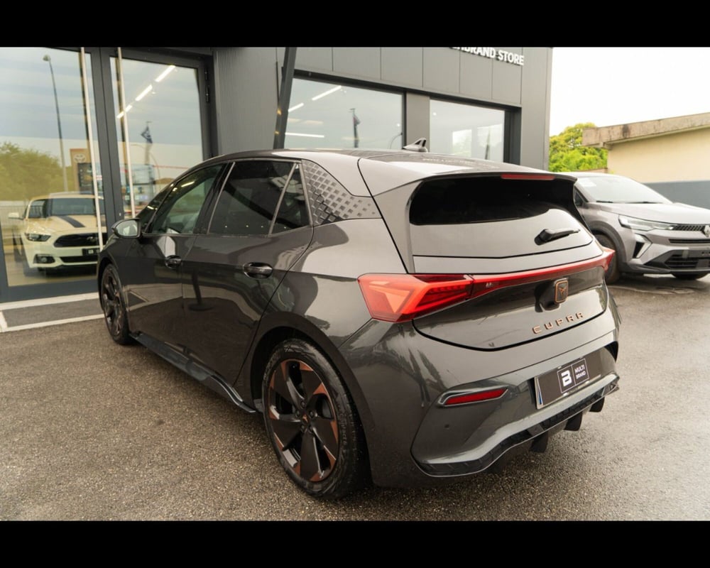 Cupra Born usata a Venezia (3)