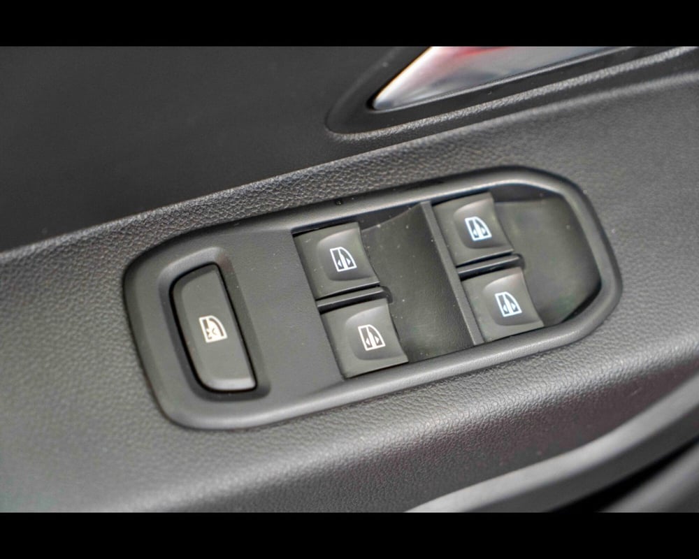 Dacia Duster usata a Treviso (17)