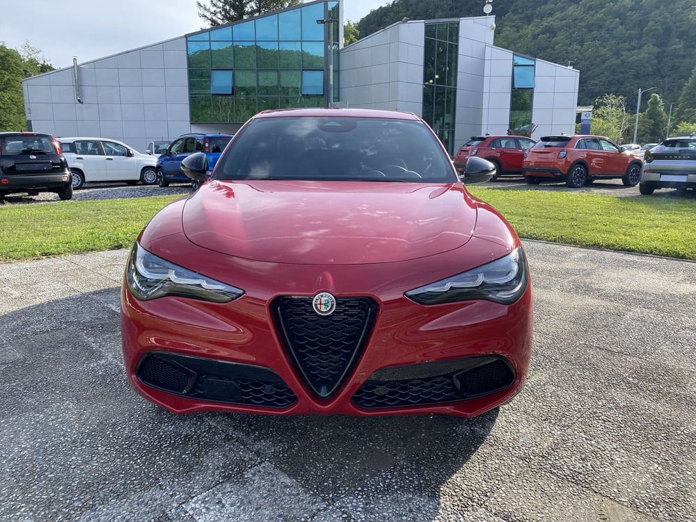 Alfa Romeo Stelvio nuova a La Spezia (2)