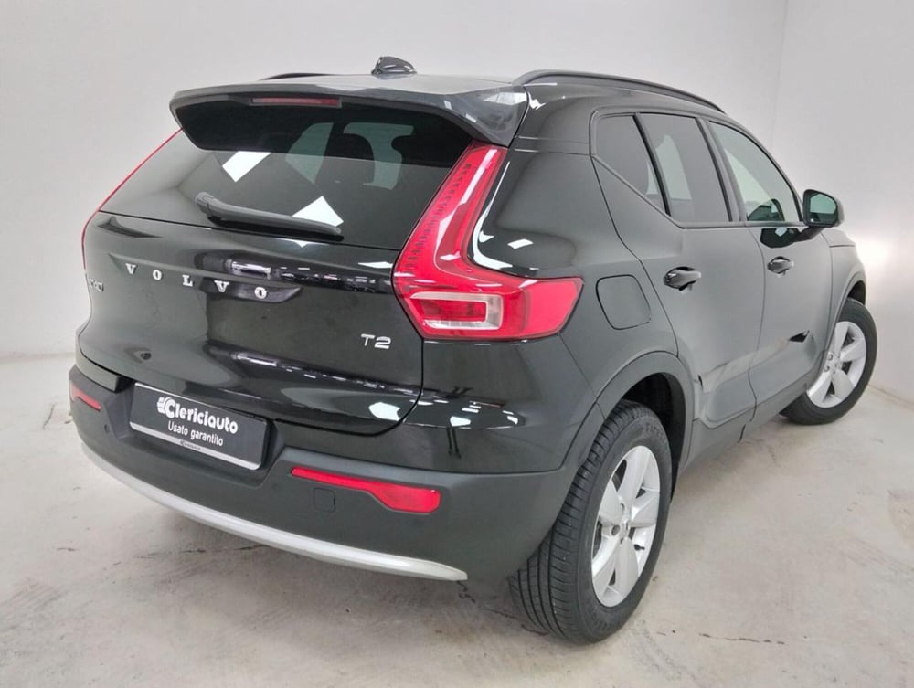 Volvo XC40 usata a Como (2)