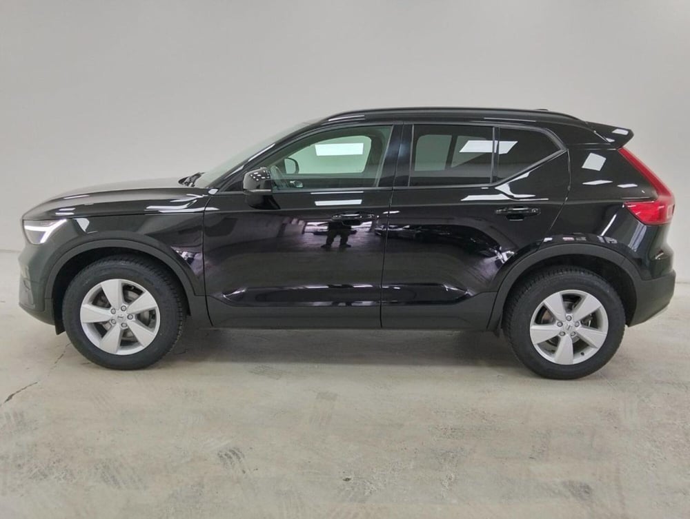 Volvo XC40 usata a Como (8)