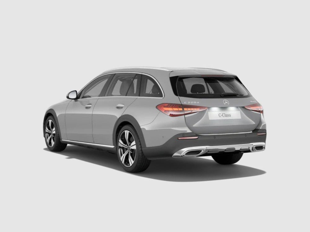 Mercedes-Benz Classe C Station Wagon nuova a Ancona (3)