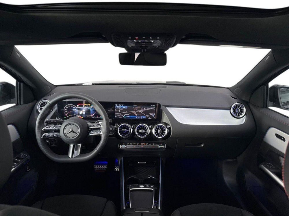 Mercedes-Benz GLA SUV nuova a Rimini (10)