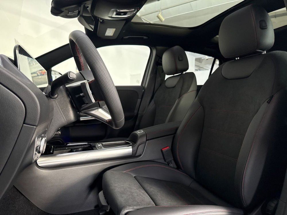 Mercedes-Benz GLA SUV nuova a Rimini (14)