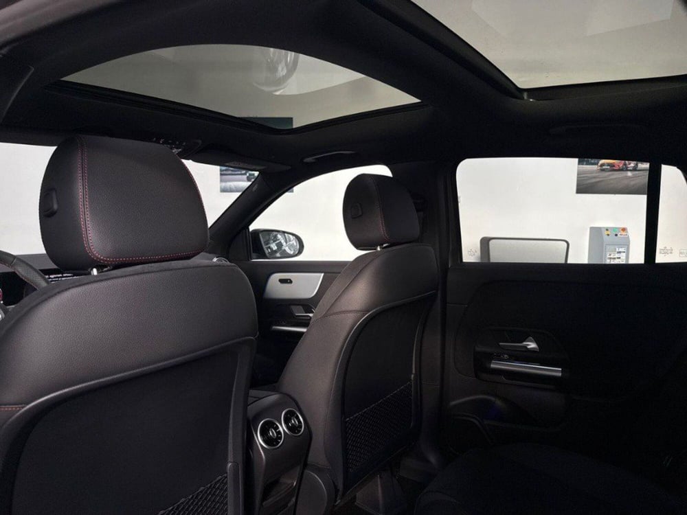 Mercedes-Benz GLA SUV nuova a Rimini (18)