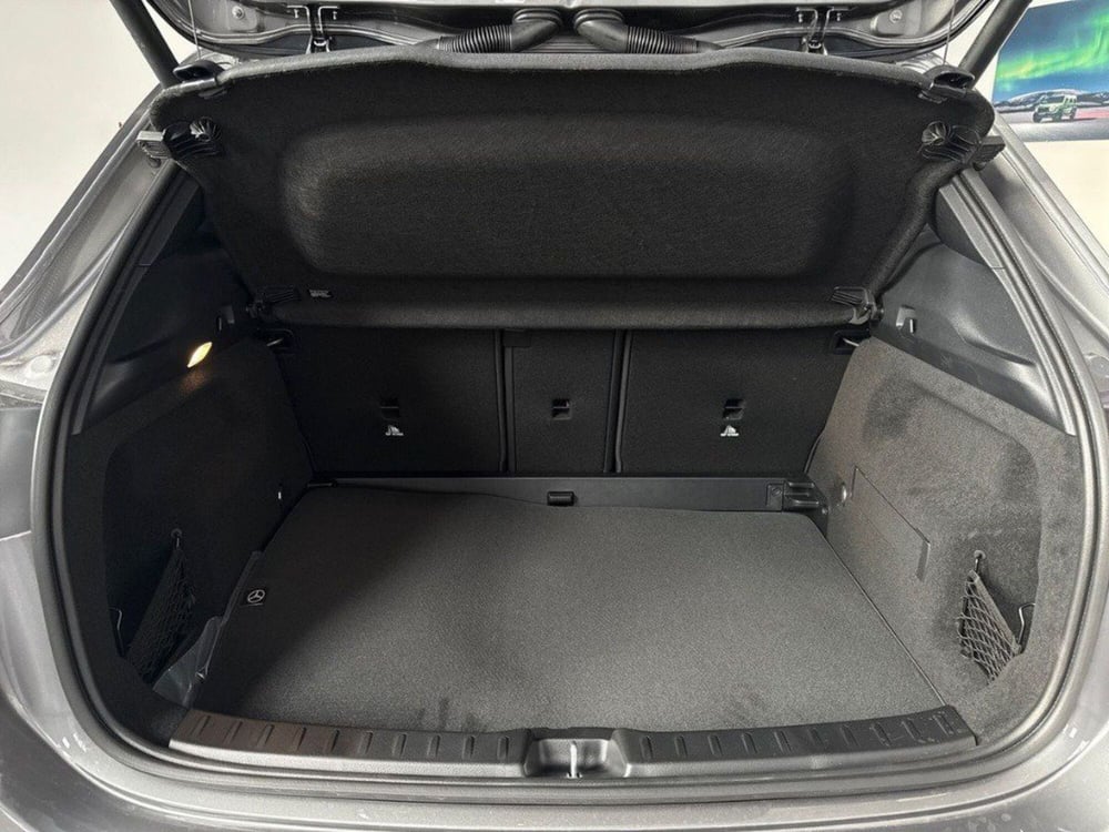 Mercedes-Benz GLA SUV nuova a Rimini (7)