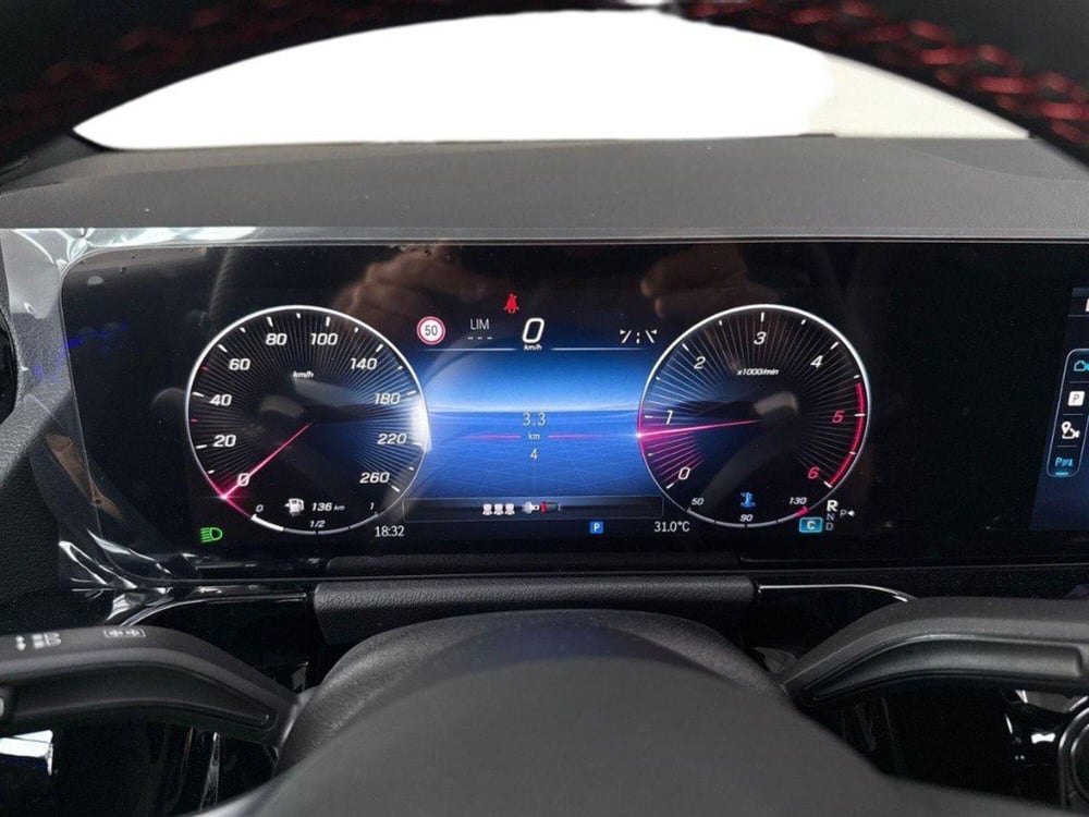 Mercedes-Benz GLA SUV nuova a Rimini (9)