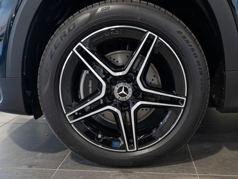 Mercedes-Benz GLB nuova a Macerata (14)