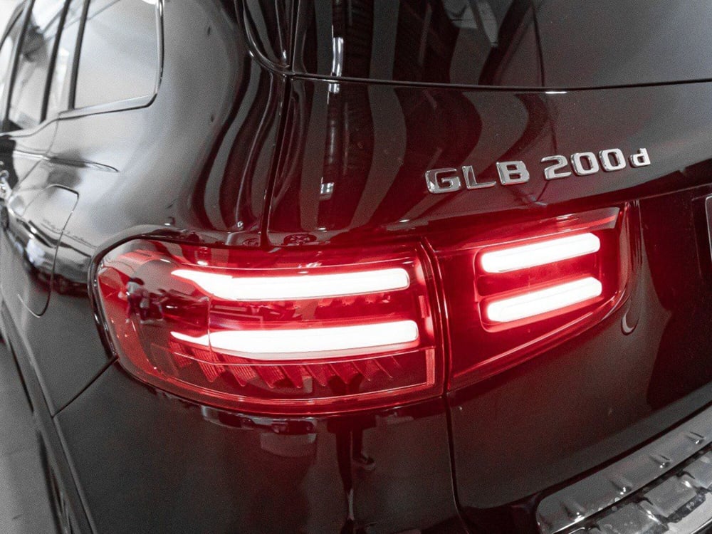 Mercedes-Benz GLB nuova a Macerata (8)