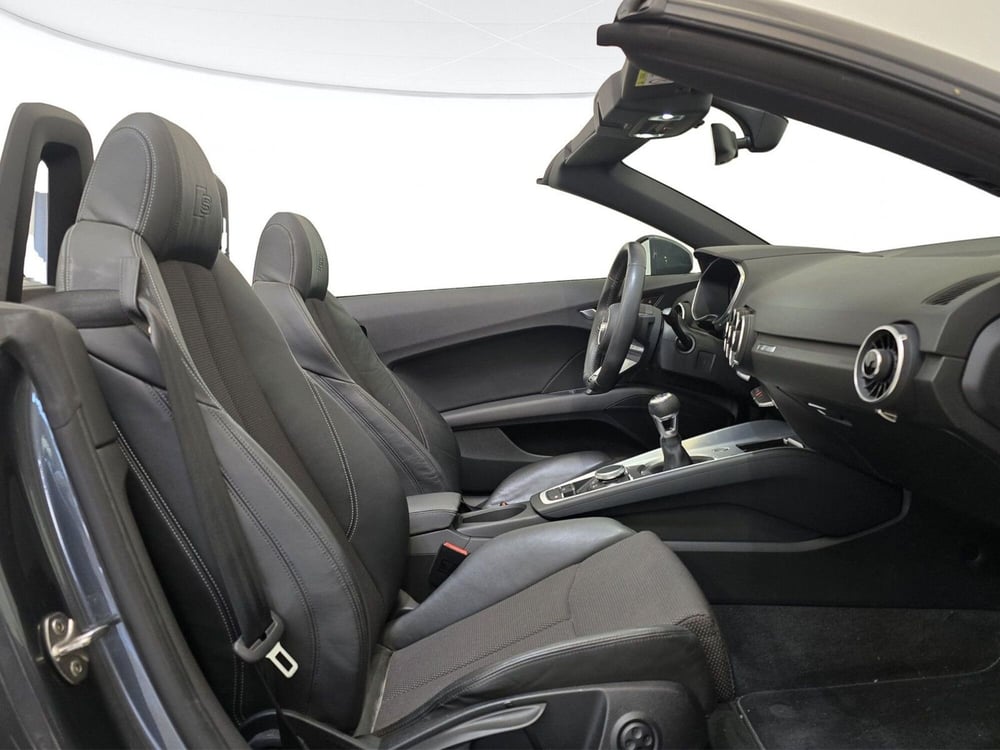 Audi TT Cabrio usata a Alessandria (16)