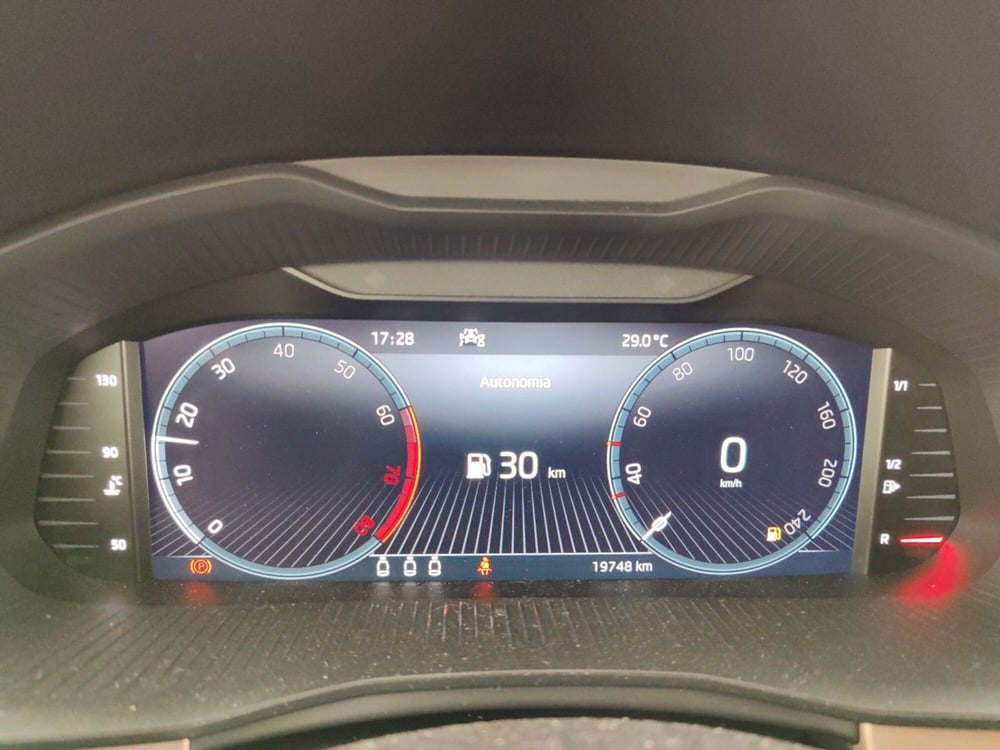 Skoda Kamiq usata a Massa-Carrara (15)