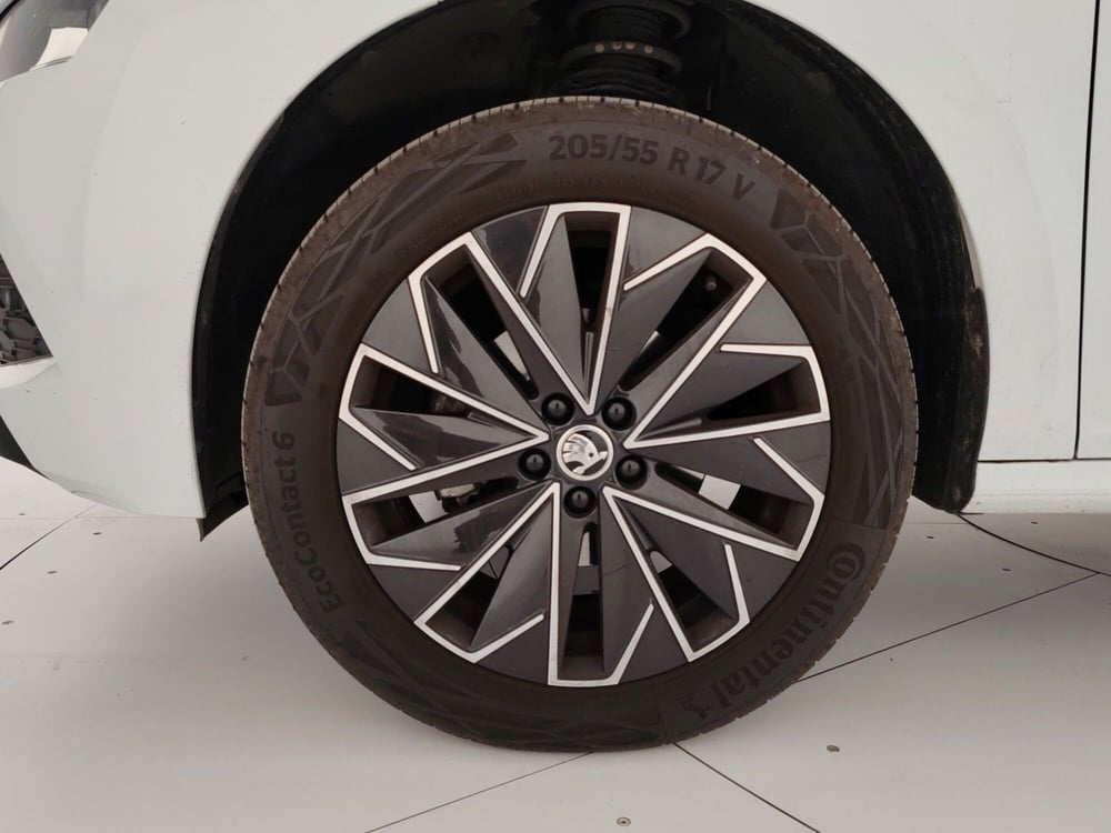 Skoda Kamiq usata a Massa-Carrara (6)