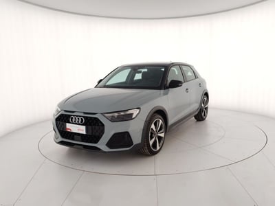 Audi A1 allstreet allstreet 35 TFSI Identity Contrast del 2022 usata a Massa