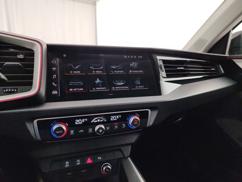 Audi A1 allstreet usata a Massa-Carrara (12)