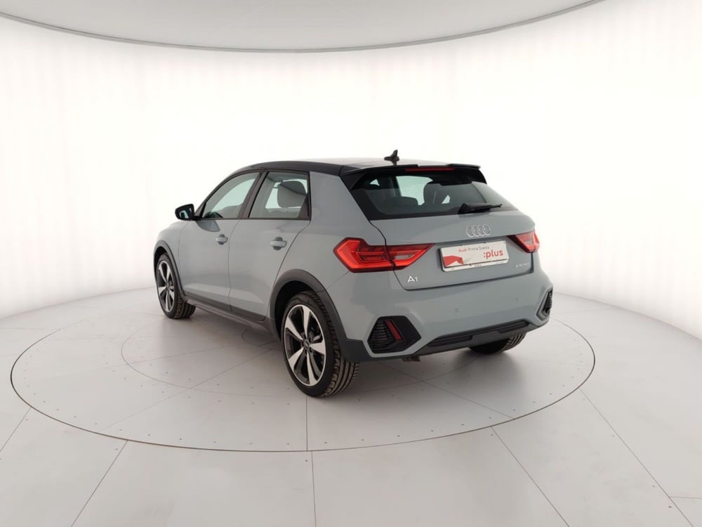 Audi A1 allstreet usata a Massa-Carrara (2)