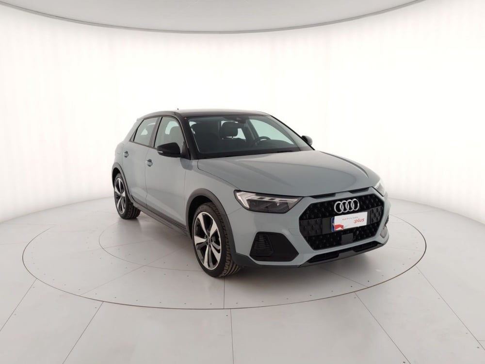 Audi A1 allstreet usata a Massa-Carrara (4)