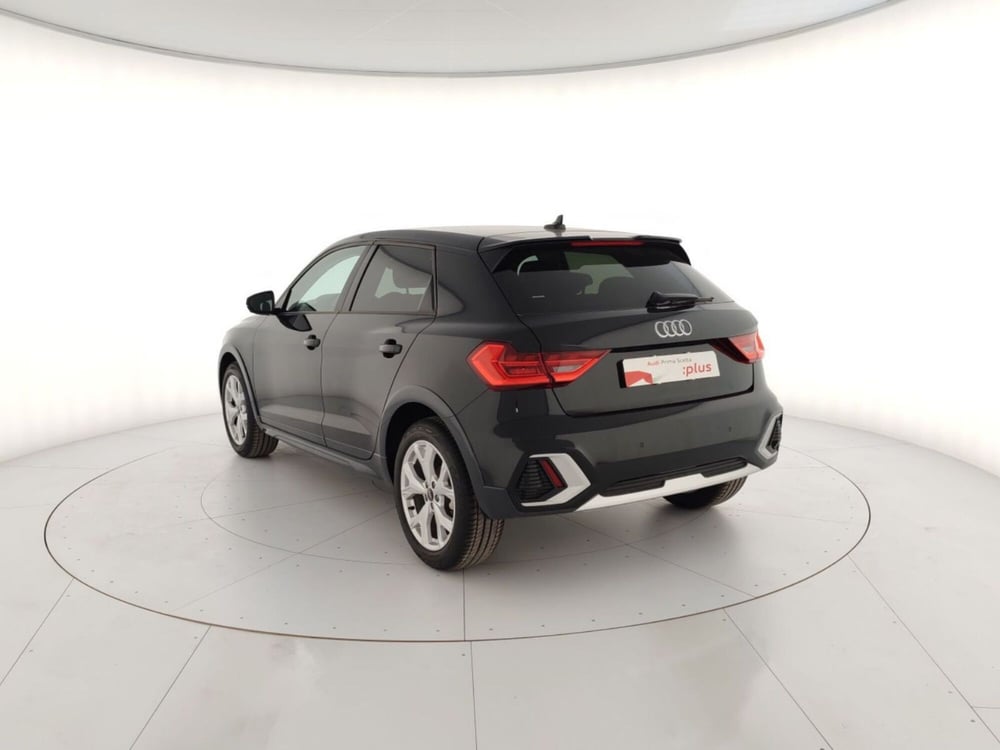 Audi A1 allstreet usata a Massa-Carrara (2)