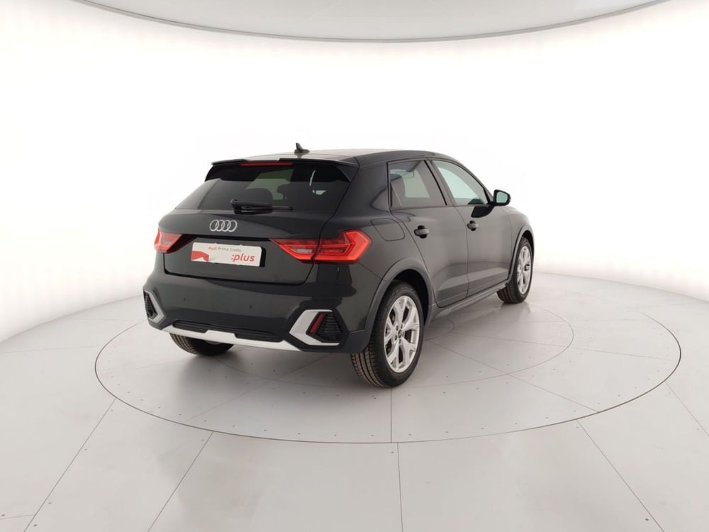Audi A1 allstreet usata a Massa-Carrara (3)