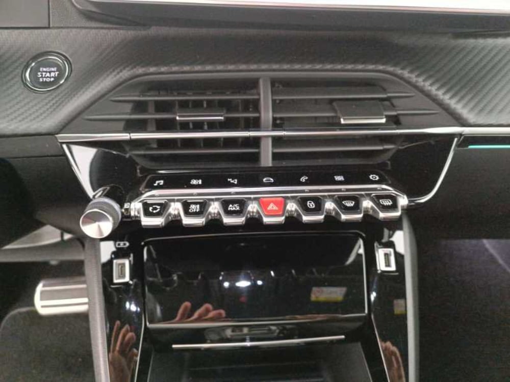 Peugeot 2008 usata a Treviso (19)
