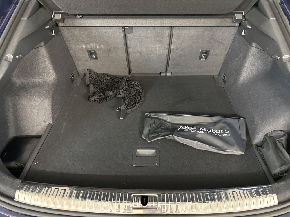 Audi Q3 Sportback usata a Caserta (18)