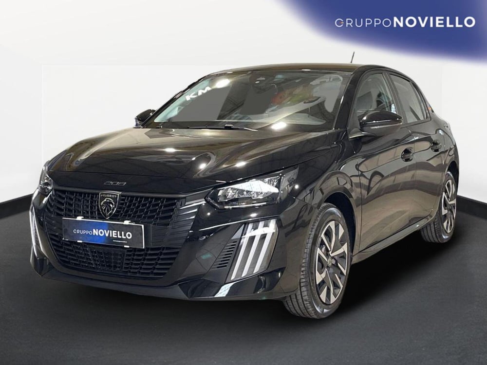 Peugeot 208 nuova a Salerno