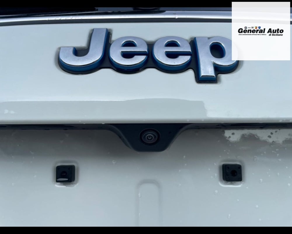 Jeep Compass nuova a Lucca (17)