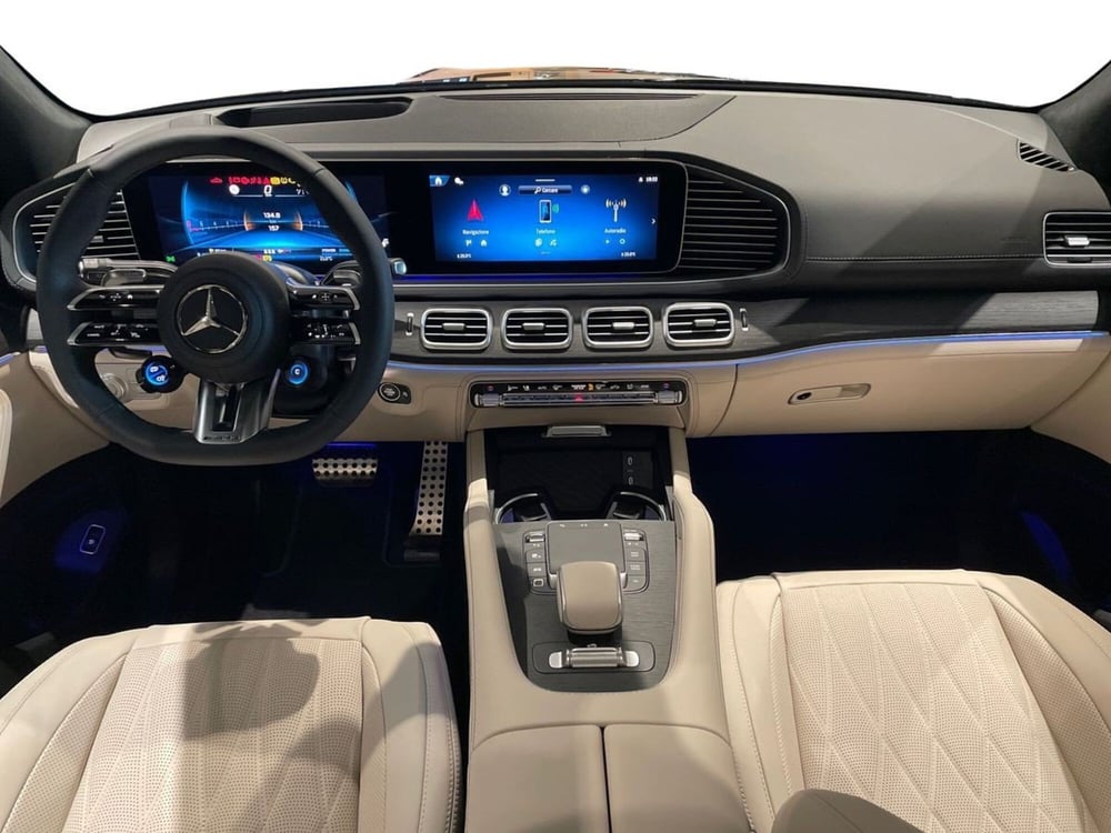 Mercedes-Benz GLE SUV nuova a Prato (11)