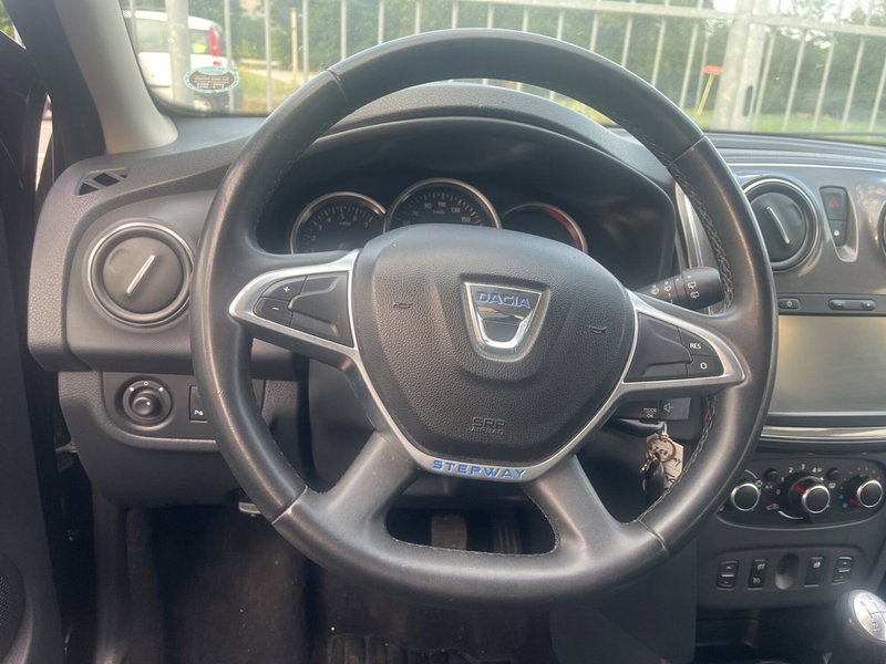 Dacia Sandero usata a L'Aquila (11)