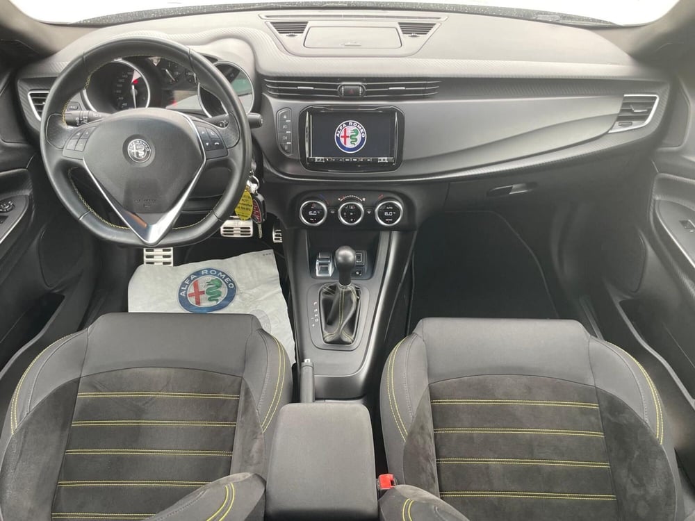 Alfa Romeo Giulietta usata a Ancona (12)