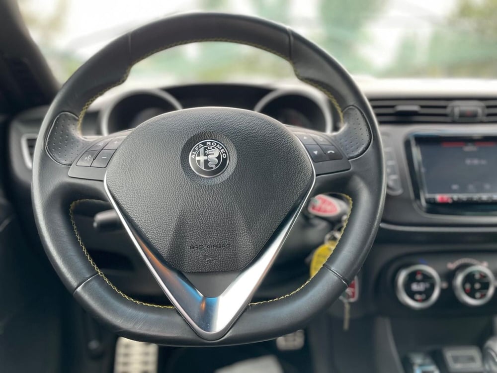 Alfa Romeo Giulietta usata a Ancona (13)