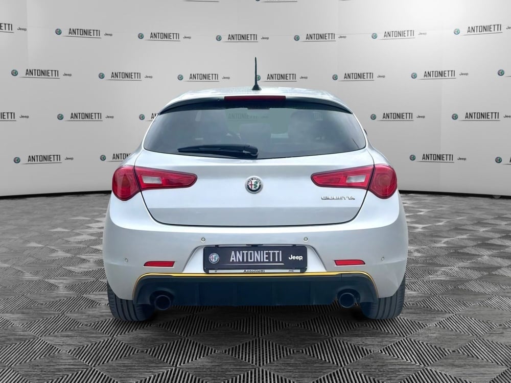 Alfa Romeo Giulietta usata a Ancona (6)