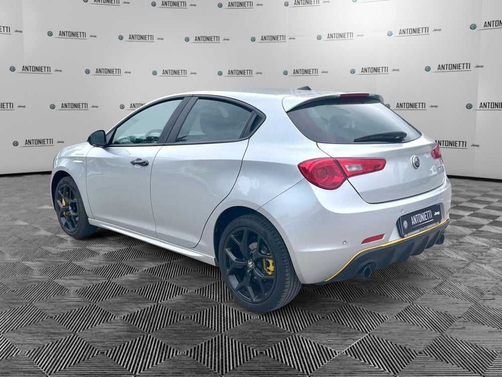 Alfa Romeo Giulietta usata a Ancona (7)