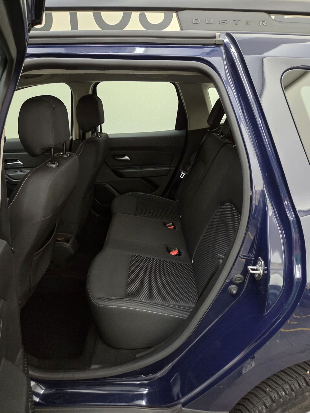 Dacia Duster usata a Verona (9)