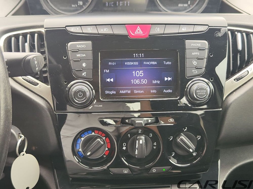 Lancia Ypsilon usata a Foggia (10)
