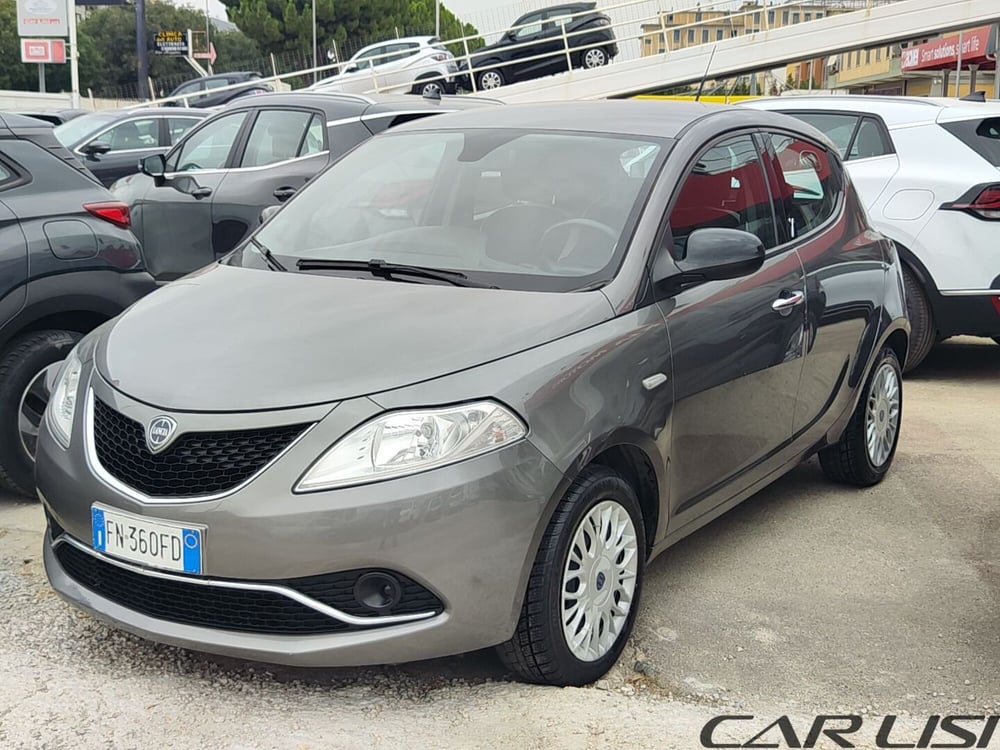 Lancia Ypsilon usata a Foggia (3)
