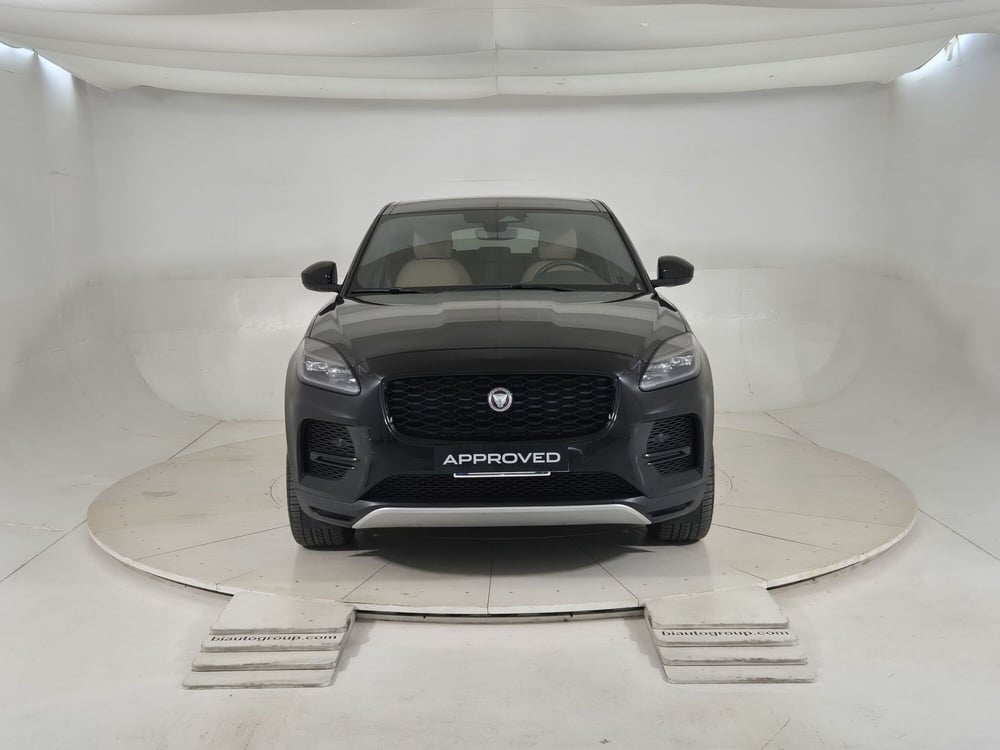 Jaguar E-Pace usata a Torino (8)