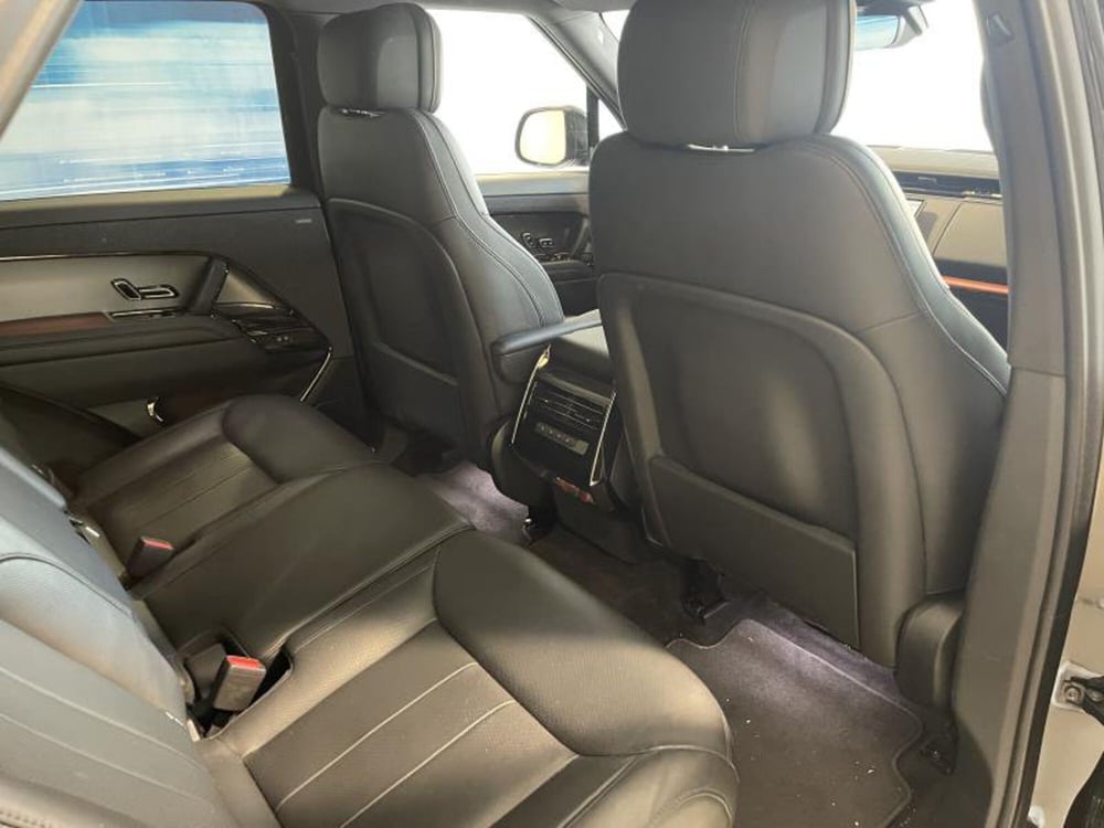 Land Rover Range Rover Sport usata a Venezia (2)