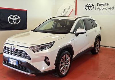 Toyota Rav4 vvt-ie h Lounge awd-i 222cv e-cvt del 2021 usata a Messina